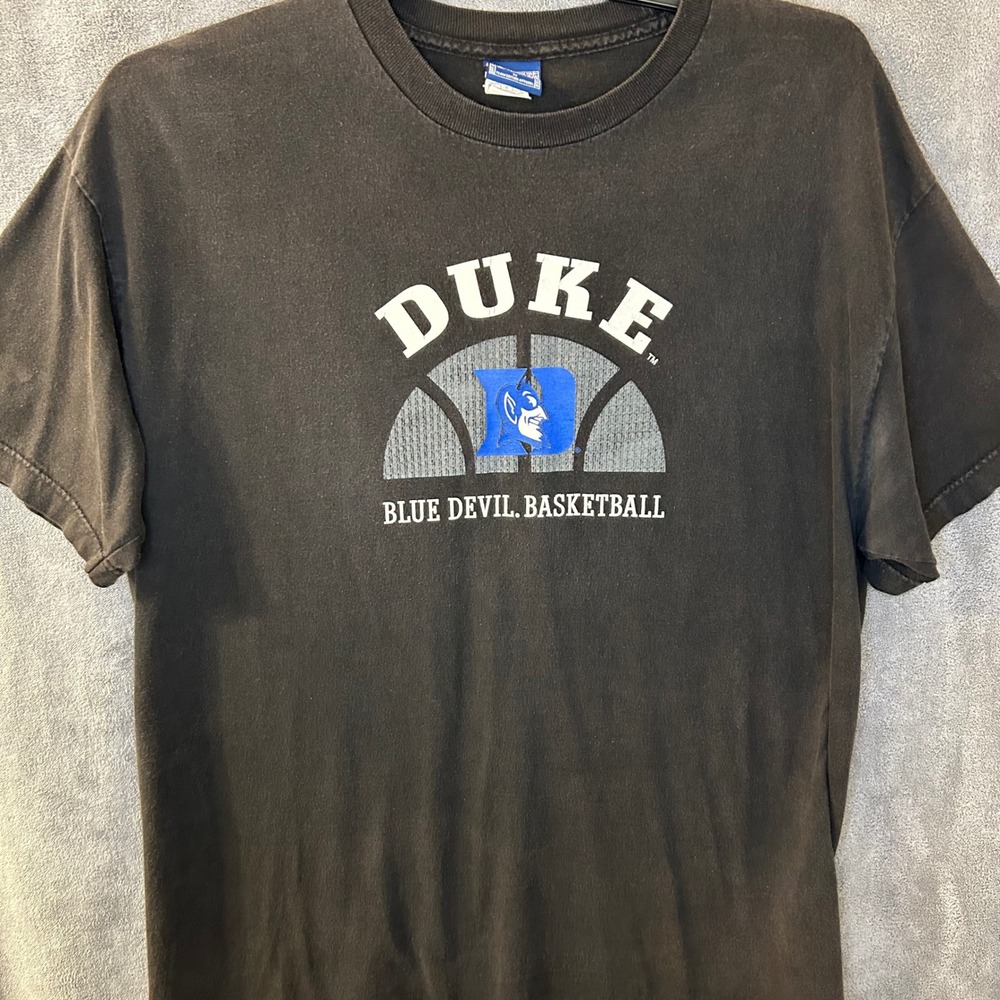 VTG Duke Blue Devils Mens L Basketball T-Shirt Champs Sports Team Edition Black